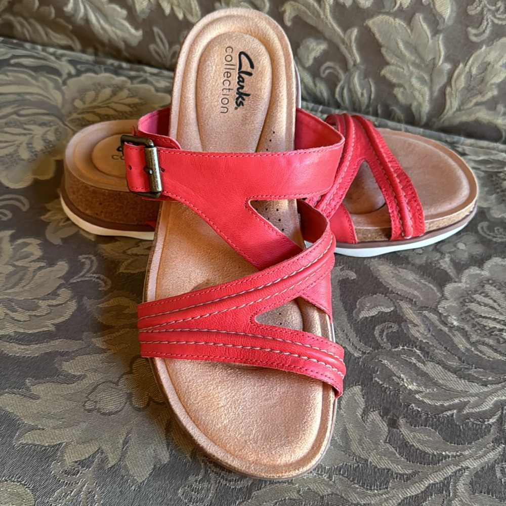 Clark’s BRYNN HOPE Coral Memory Foam sandals Women Sz 8.5 M